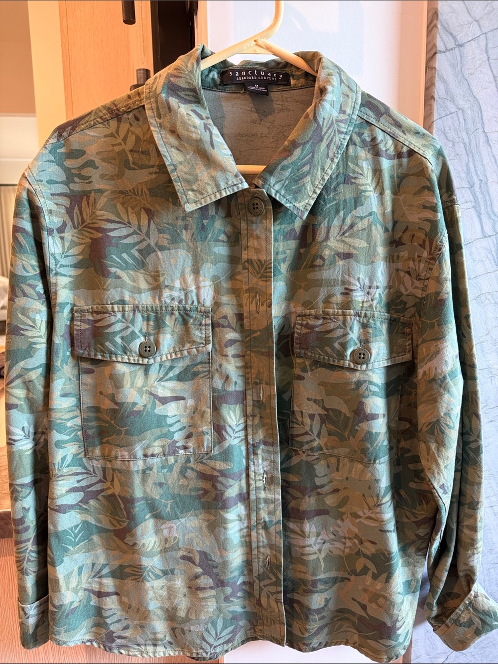 Sanctuary Olive and Khaki Camouflage Button-Front Shirt Jacket